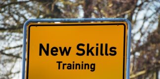 Czy pracodawca może zmusić pracownika do szkolenia innych osób?