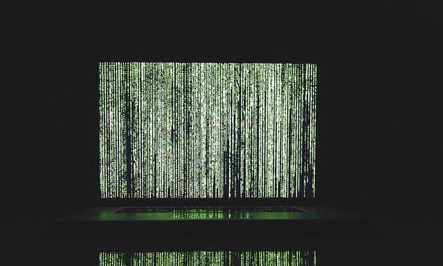 Jak działa algorytm propagacji wstecznej?